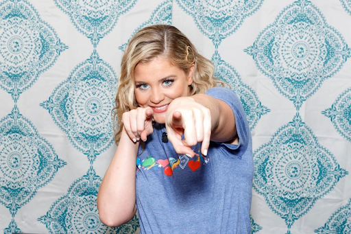 Lauren Alaina Net Worth – A Deep Dive Into the Country Star’s Fortune
